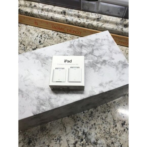 New In Box Genuine OEM Apple iPad Camera Connection Kit MC531ZM/A A1362 A1358 - Picture 1 of 12